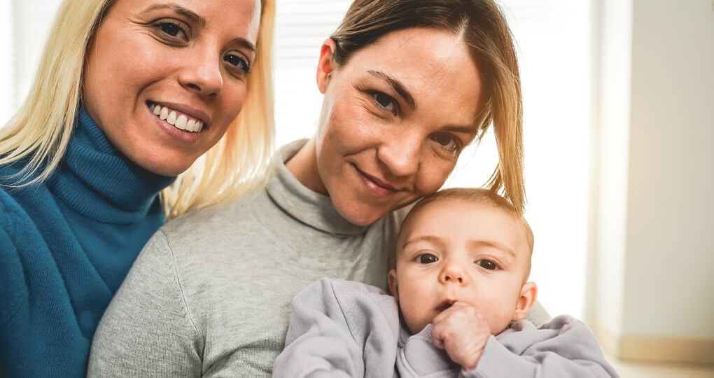 Preguntas comunes sobre subrogación para parejas del mismo sexo en Guatemala