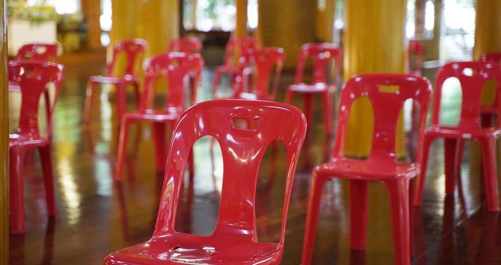 Muebles de plástico en El Salvador para zonas costeras: durabilidad garantizada