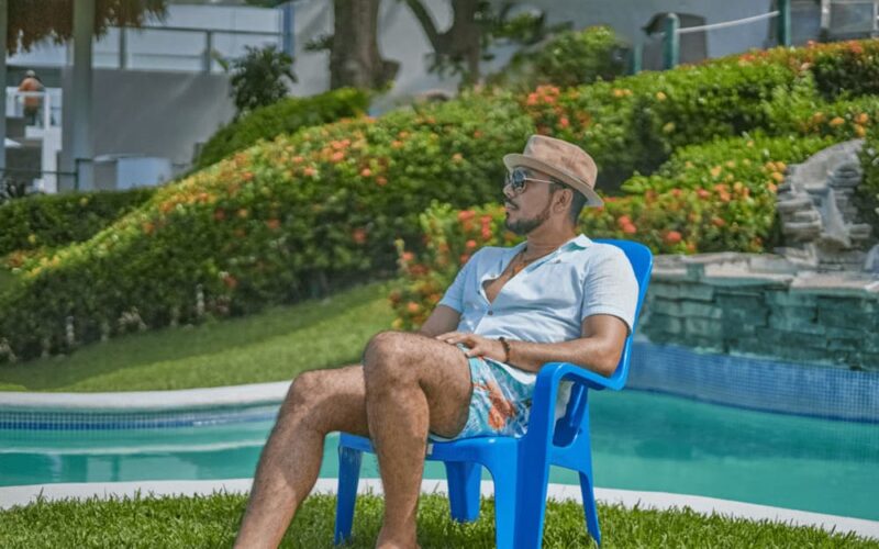 Cómo mantener tus muebles plásticos de exterior impecables en Panamá