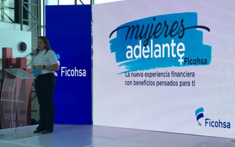 Ficohsa impulsa a mujeres líderes: historias de éxito y superación con Mujeres Adelante
