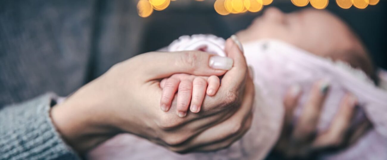 Guía para evitar embarazos múltiples en gestación subrogada: consejos para personas de Phoenix