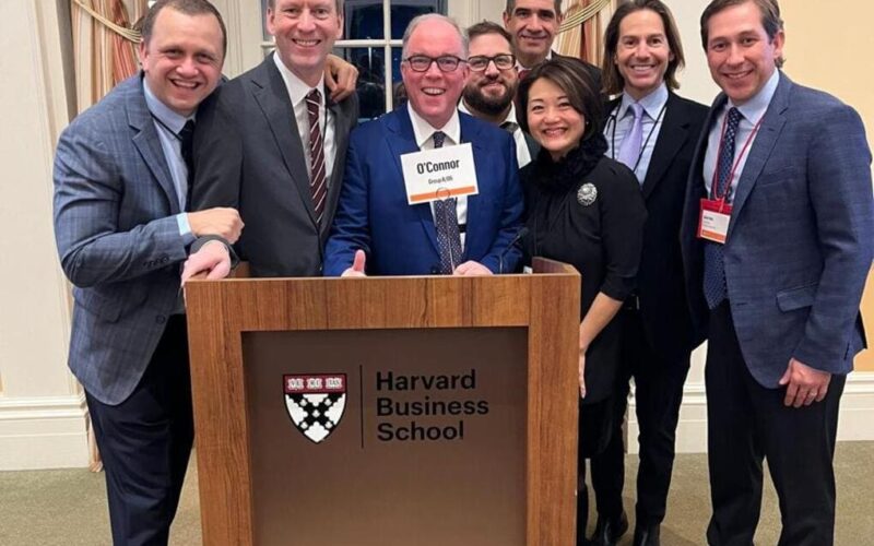 Mijael Attias en Merak Group: visión en la compra de Woodcraft Design