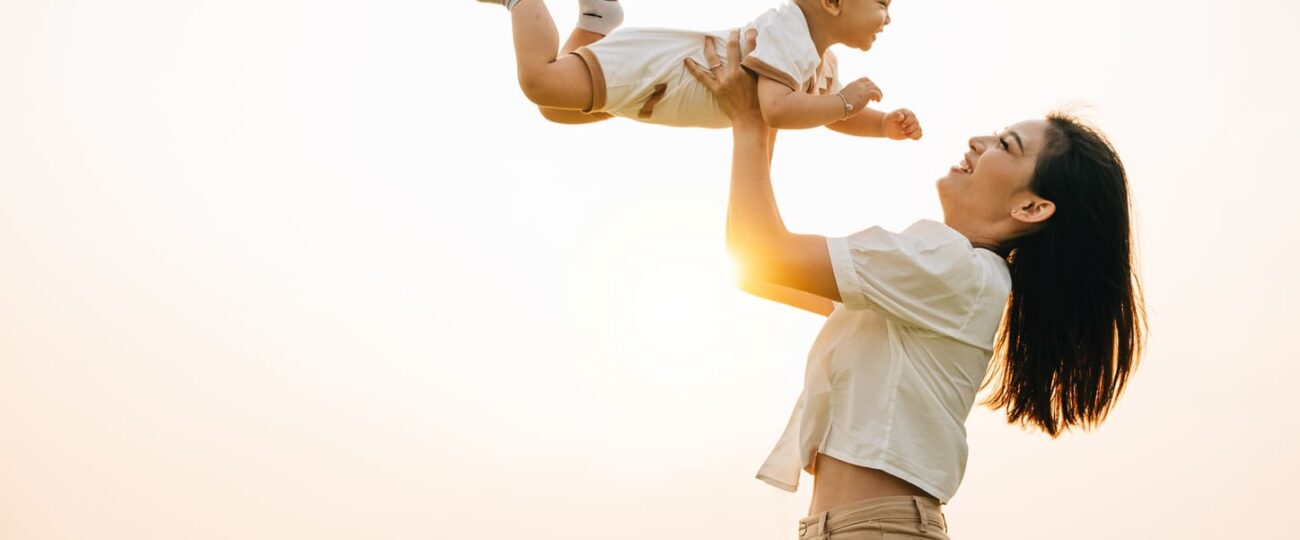 ¿Sueñas con un hijo? Descubre opciones en adopción y subrogación si eres de Costa Rica