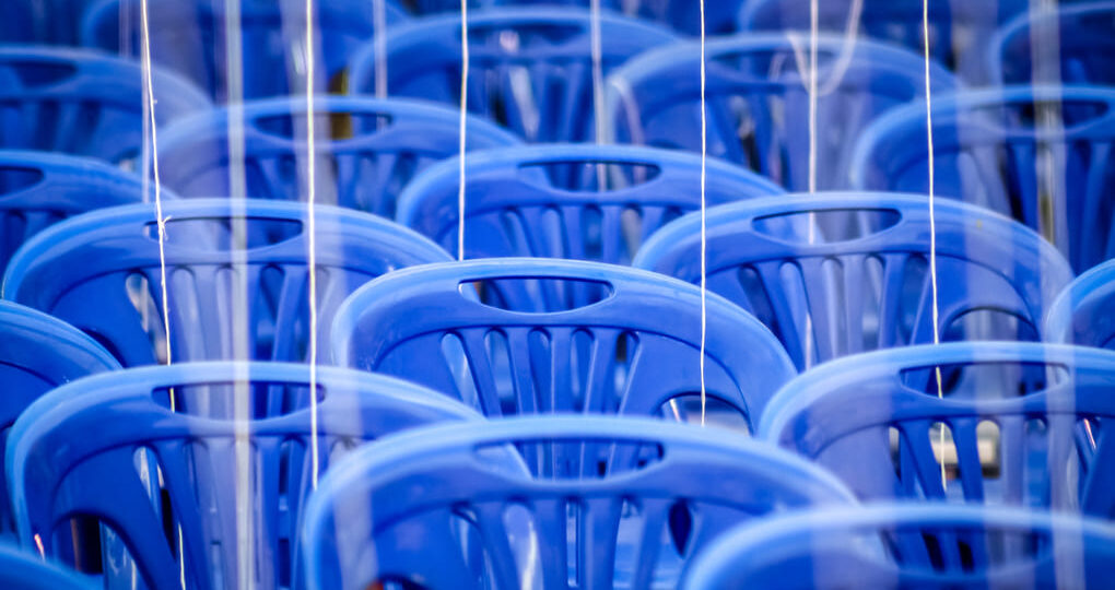 Compra sillas plásticas en Chile con diseños modernos